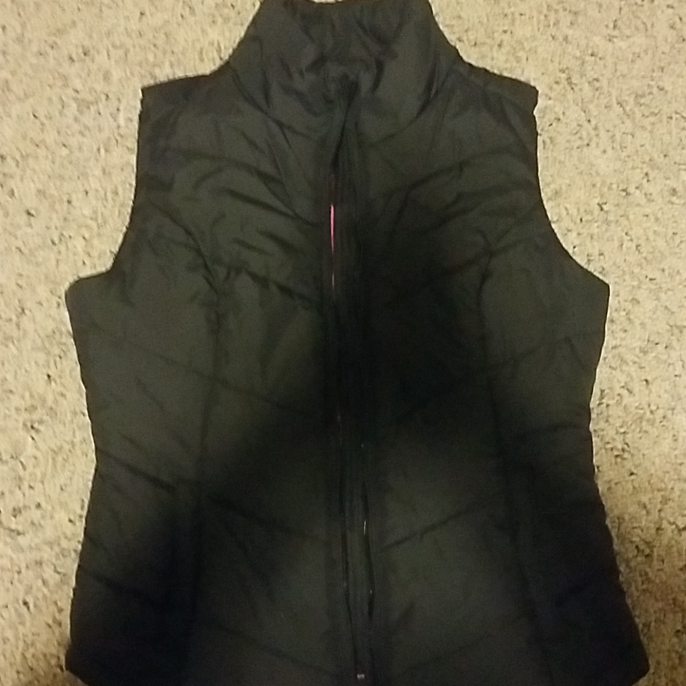 Black Aeropostale Vest